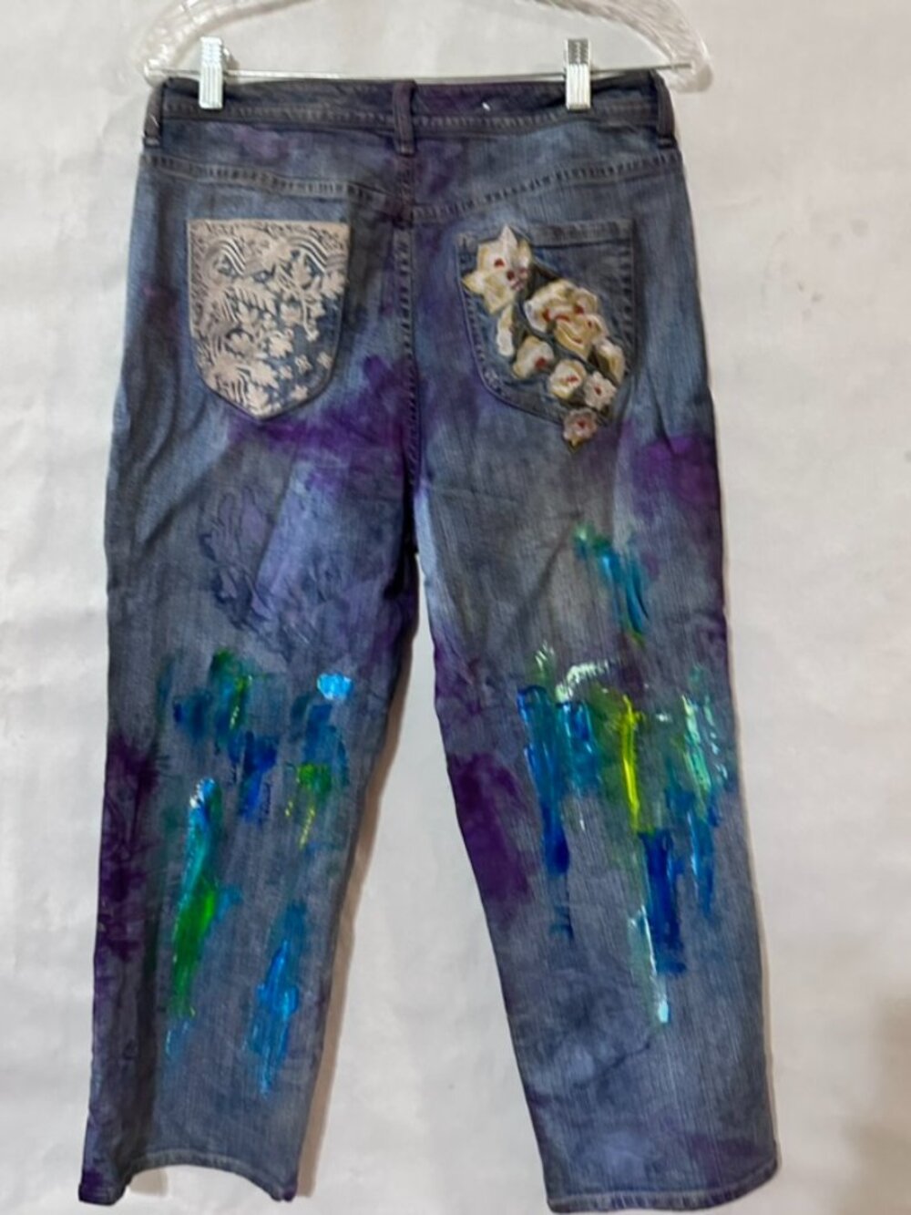Chicos Embroidered Jeans Embroidery Size 1 Platinum Blue Denim Cropped Medium - Picture 5 of 6